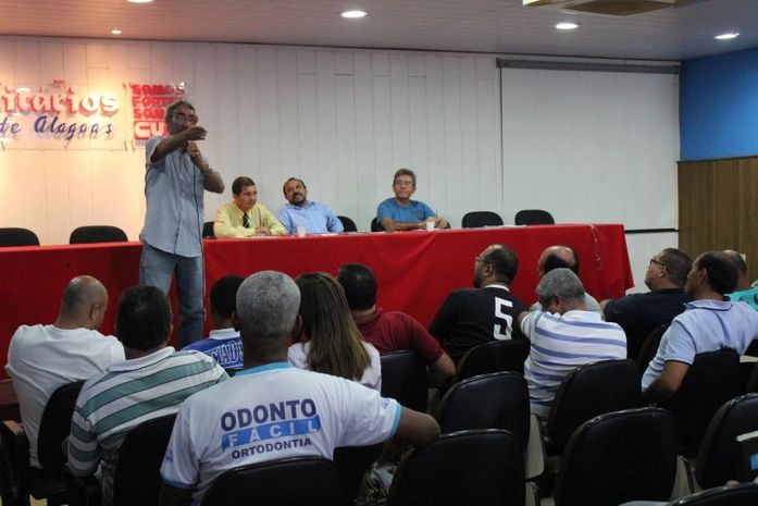 À pedido de Tavares, Sindpol adia início da Operação Padrão