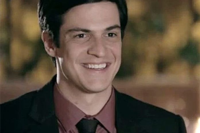 Mateus Solano sobre beijo gay: “Por mim não teria problema”