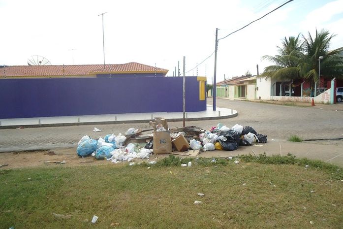 Maior bairro de Arapiraca está abandonado pelo poder público municipal