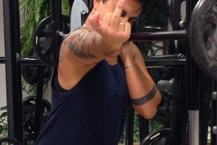 Thammy se irrita no Instagram e manda seguidores pagarem suas contas