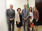 Prefeita de Mar Vermelho se encontra com Presidente do Senado e Ministra em Brasília