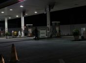 Dupla é baleada após assalto a posto de combustível no Pinheiro