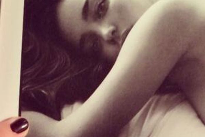 No Instagram, modelo e atriz Miranda Kerr posta foto nua