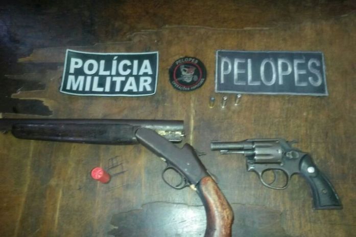 Material apreendido pela Polícia Militar