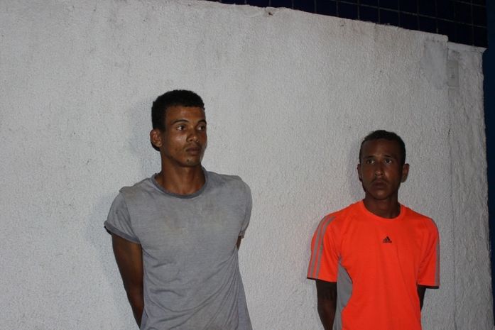 Dupla é presa após cometer assaltos na orla de Cruz das Almas