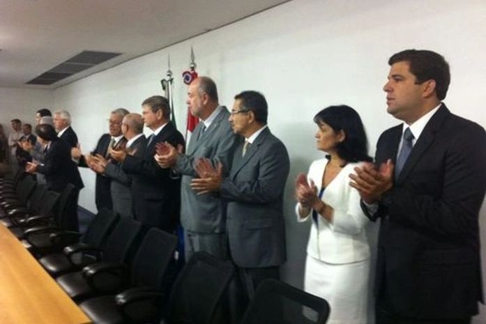 Com futuro incerto, LOG afirma não ter pretensão política em 2014