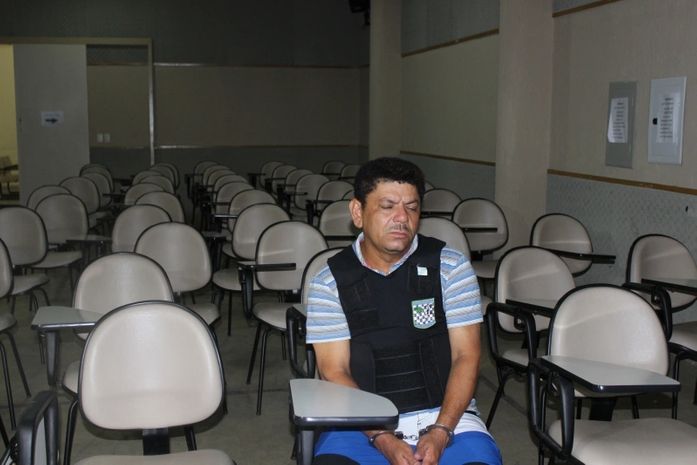 José Edvaldo foi apresentado pela Polícia