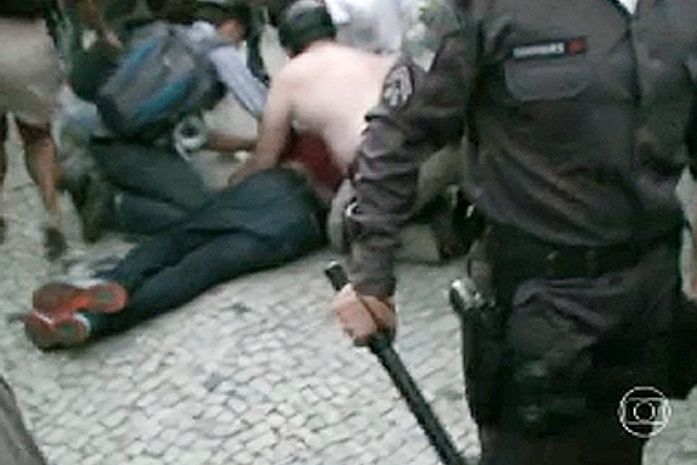 Cinegrafista da Band é ferido gravemente em manifestação no Rio