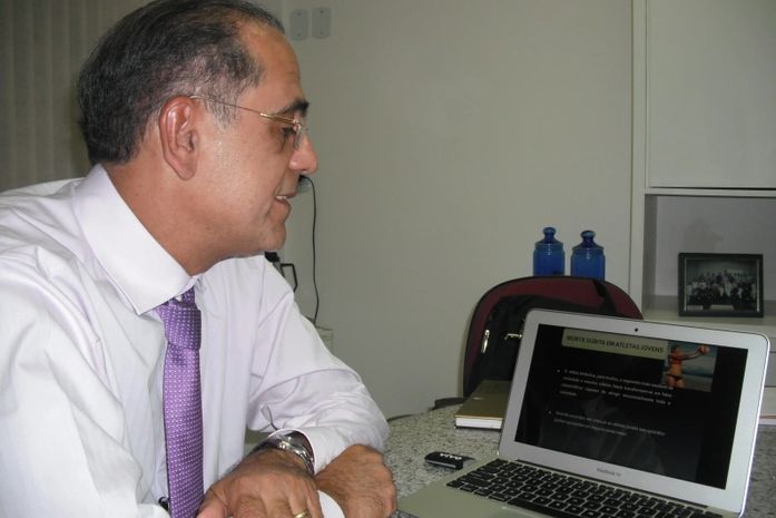 Carlos Macias, cardiologista