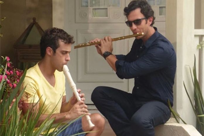 Em Família: Laerte volta ao Brasil e reencontra o filho