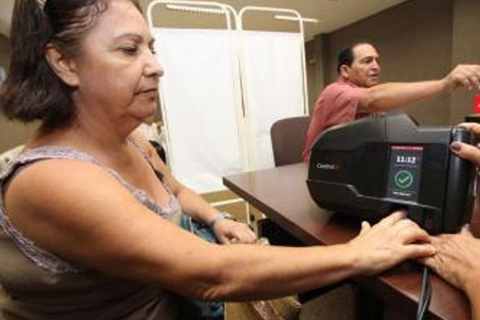 Cadastramento biométrico na ALE