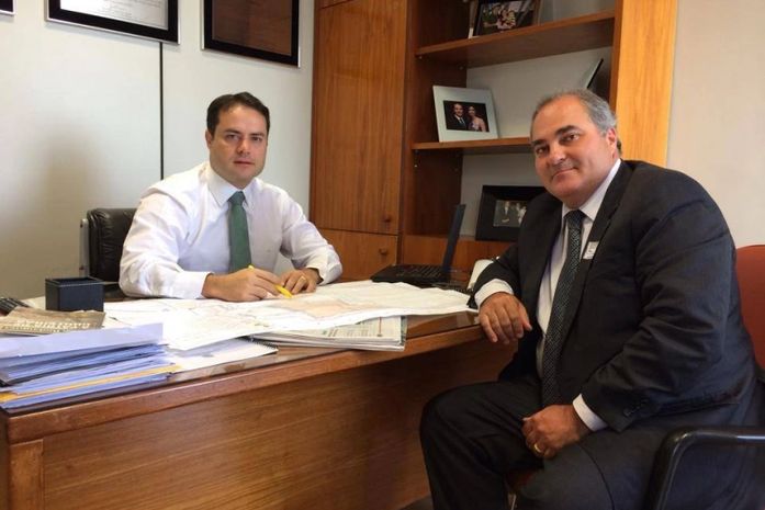 Renan Filho garante ao vice-prefeito de Messias investimentos para o município