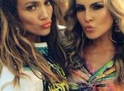 Em clima de Carnaval, J.Lo grava clipe para Copa com Claudia Leite nos EUA