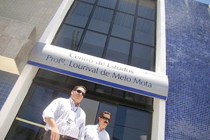 Centro de Estudos Professor Lourival de Melo Mota