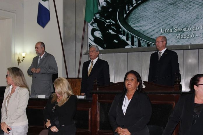 Governador abre trabalhos na ALE