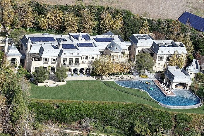 Mansão de Gisele Bündchen na Califórnia fica pronta