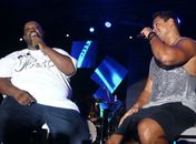 Péricles e Xanddy cantam juntos no ensaio do Harmonia do Samba