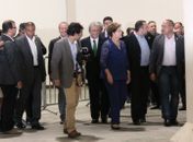 “Bote o biquíni na mala”, diz Téo para Dilma