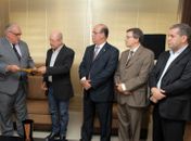 Presidente do TJ entrega proposta de nova 17ª à presidência da ALE