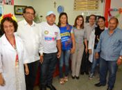 Coordenadora de Publicidade, Kilma Marques, com participantes da campanha