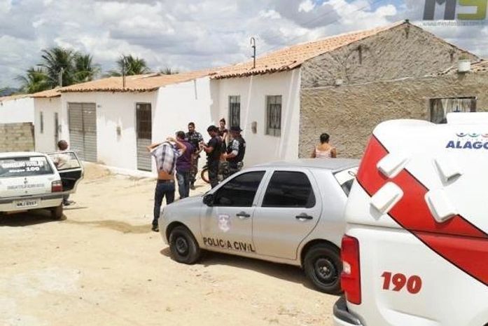 Acusado de provocar queimadura na filha foge após trocar tiros com a polícia