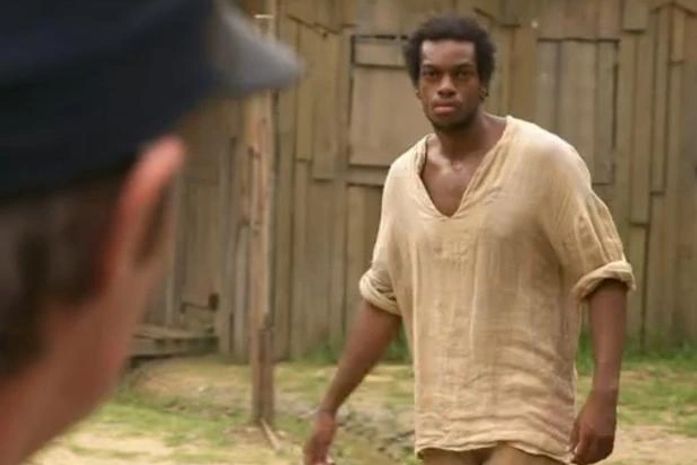 Ator da Globo é acusado de roubo; amigos denunciam racismo