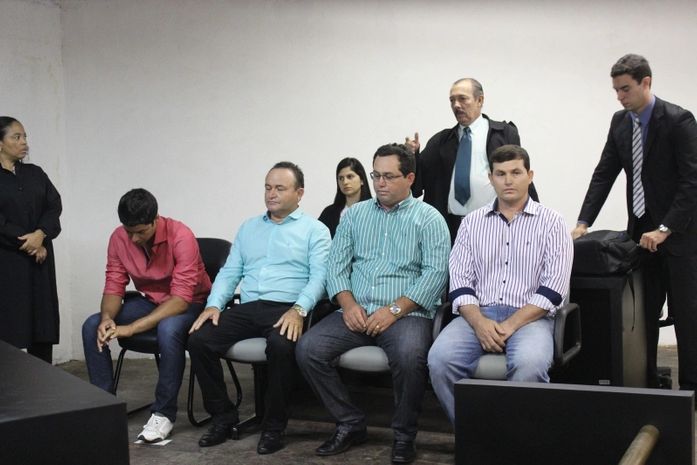 Réus no caso Cícero Ferro