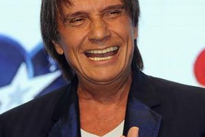 Jornal: R. Carlos teria recebido R$ 25 milhões por comercial