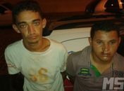 Polícia prende em Inhapi jovens acusados de roubar moto em Mata Grande