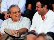 Aécio Neves marca presença no velório de Sergio Guerra 