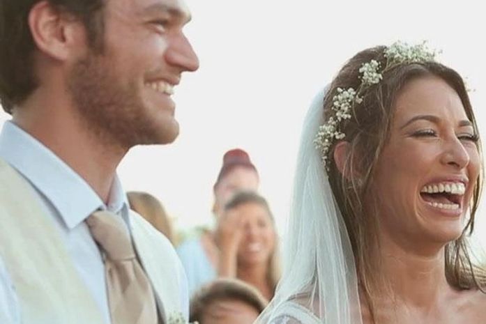 Gisele Itié sofre acidente de moto na Tailândia