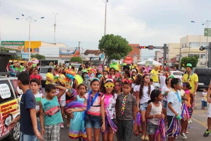 Prefeitura de Delmiro Gouveia realiza o melhor Carnaval de todos os tempos – 60 ANOS DE ALEGRIA