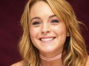 Lindsay Lohan tenta acordo de US$ 1 milhão para escrever biografia
