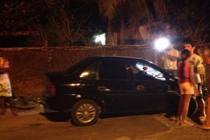 Quatro pessoas são atropeladas no acostamento de rodovia
