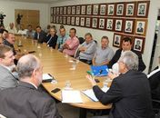 Governador garante apoio aos clubes do futebol alagoano