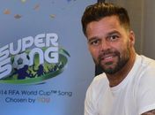 Solteiro e com novo manager, Ricky Martin diz: "me sinto bem"