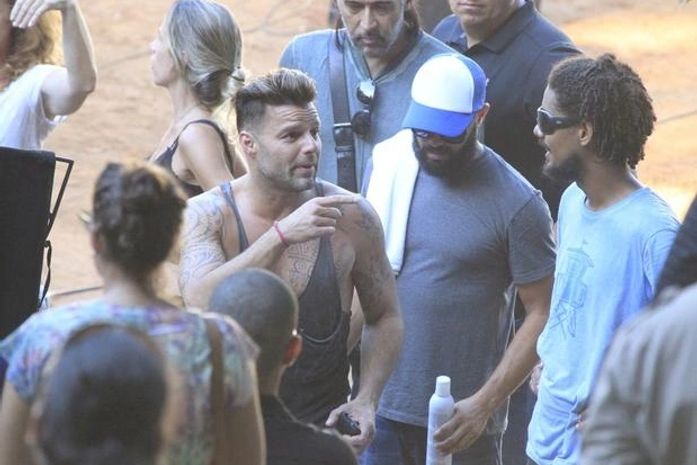 Ricky Martin grava no Rio clipe para a Copa