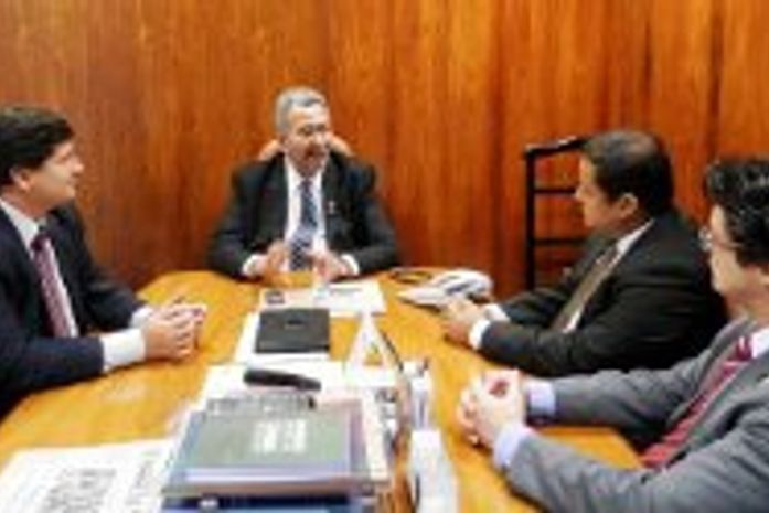 Paulão destaca aprovação da PEC da Defensoria Pública em 2° turno