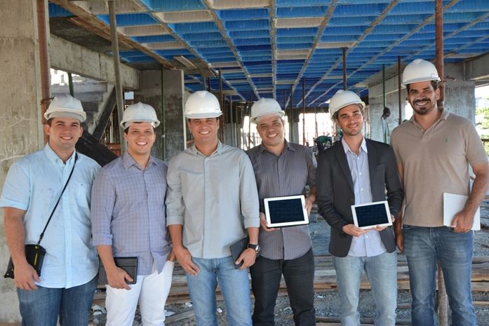 Da esquerda para direita: Ralph Vasco, Rodrigo Rossiter, Marcelo Menezes, Thiago Ramos, Arthur Paredes e Rafael Gaia.