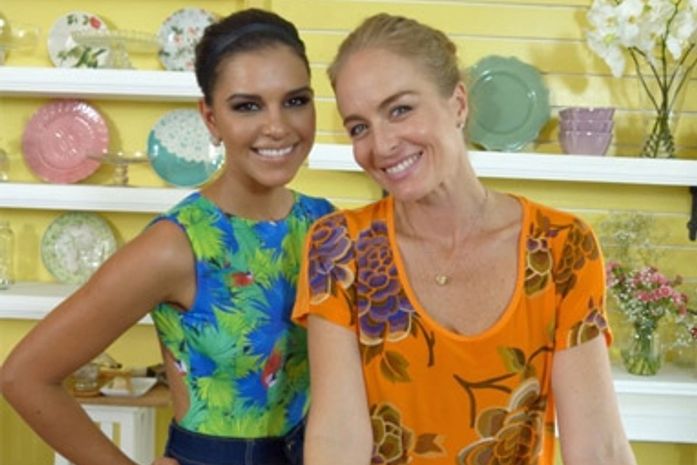 Em conversa com Angélica, Mariana Rios diz: “Quero continuar solteira”