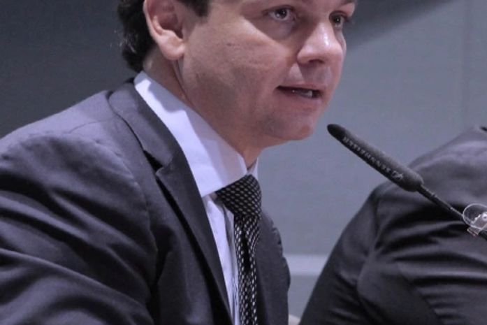 Prefeito Marcelo Beltrão (PTB)