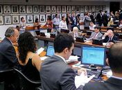 CCJ aprovou proposta que reserva vagas para negros em concursos com três emendas