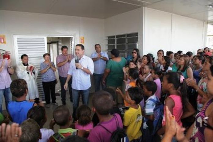 “Educação é o caminho para um Brasil melhor”, disse Renan Filho