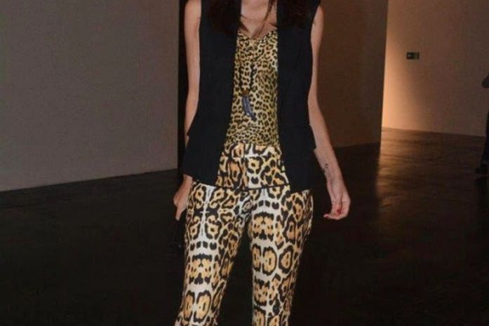 Menos de um mês após dar à luz, Fernanda Motta exibe boa forma