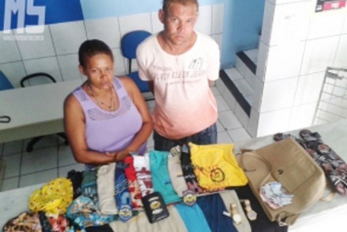 Mulher é presa com relógios escondidos na genitália