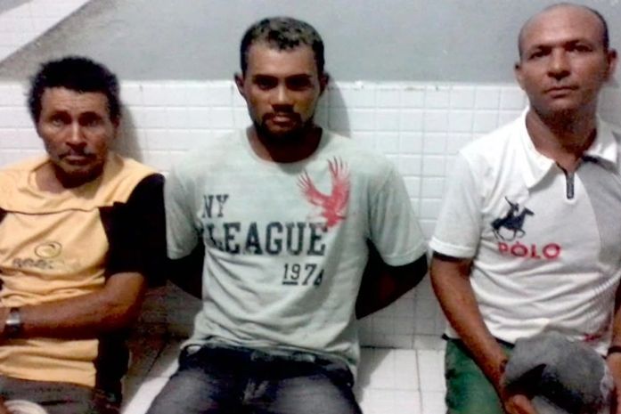 Polícia prende trio acusado de roubo e receptação de veículos na região do agreste