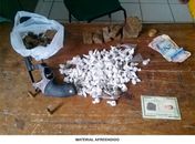 Acusado de tráfico e porte ilegal de arma de fogo é preso