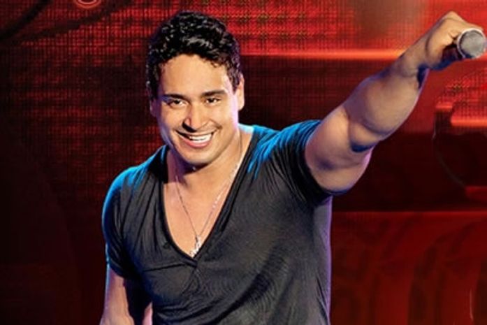 Aviões do Forró e Harmonia do Samba agitam a noite desta sexta