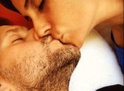 Giovanna Antonelli posta homenagem ao dia do beijo