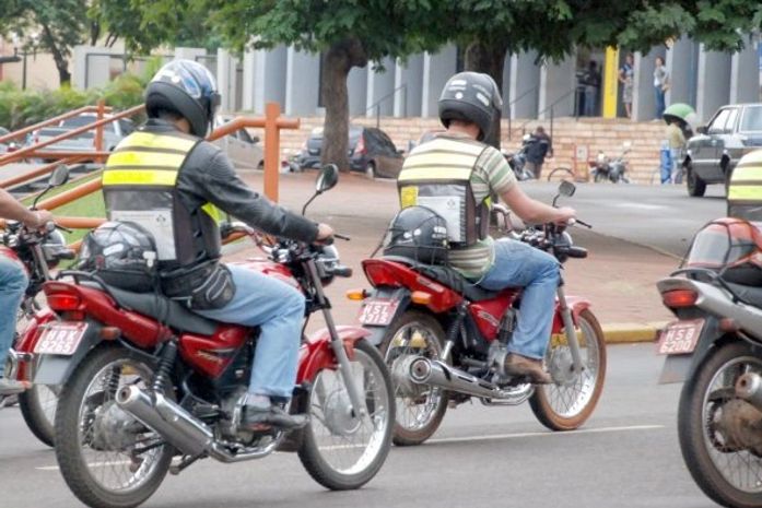SMTT registra mototaxistas irregulares em Arapiraca